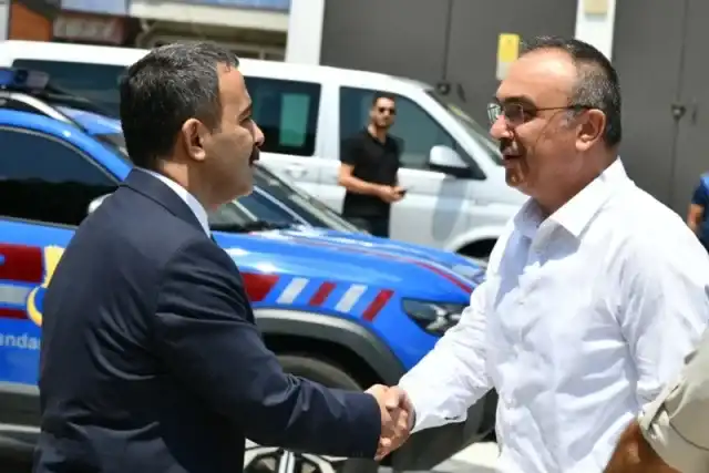 Vali Soytürk Saray Belediyesini Ziyaret Etti