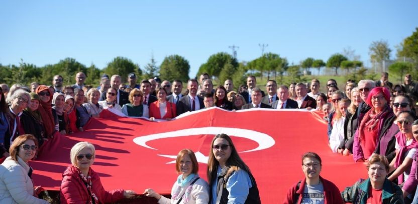 Çorlu`da Cumhuriyet Coşkusu Yeşeriyor