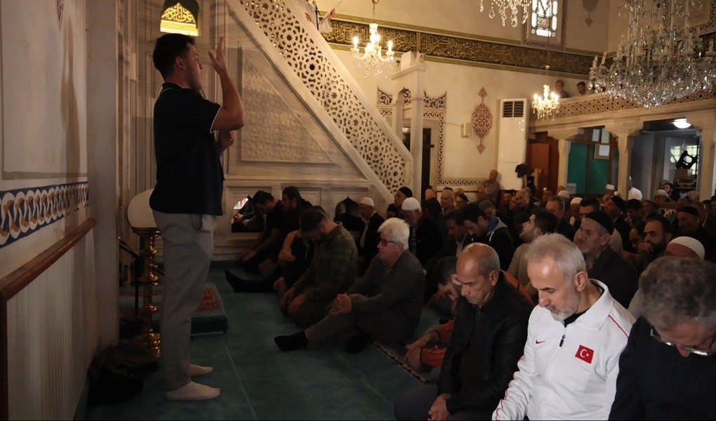 TEKİRDAĞ’DA CUMA HUTBELERİ İŞARET DİLİYLE ERİŞİLEBİLİR OLDU