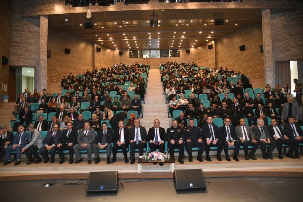 Yahya Kemal Beyatlı’nın Doğumunun 141. Yıldönümü Münasebetiyle Anma Programı Düzenlendi