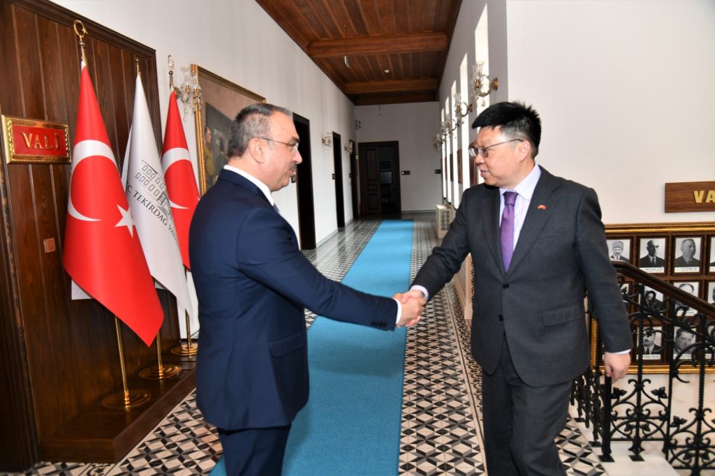 Çin Halk Cumhuriyeti İstanbul Başkonsolosu Xiaodong Vali Soytürk’ü Ziyaret Etti
