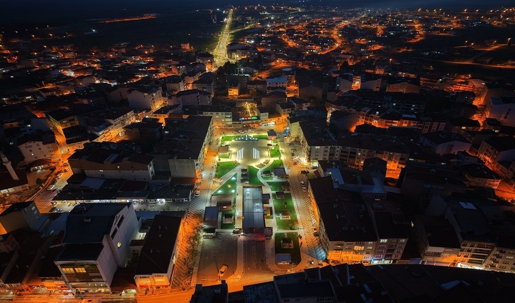 HAYRABOLU, BÜYÜKŞEHİR’İN DOKUNUŞUYLA YENİ ÇEHRESİNE KAVUŞTU