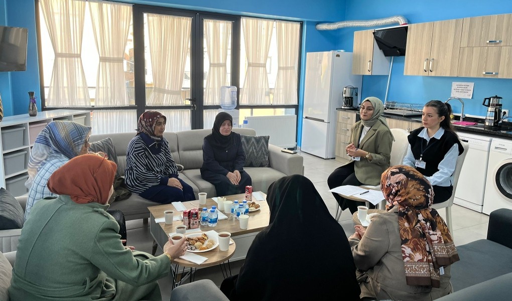 TEKİRDAĞ’DA ÖZEL ANNELER DESTEK ATÖLYESİ’NDE BULUŞTU